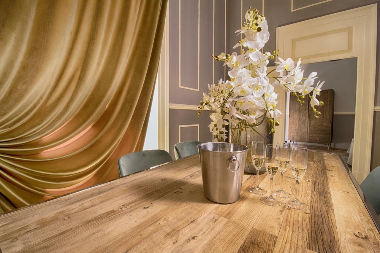 לצ'ה Palazzo Forleo Luxury Apartment - Treb Collection מראה חיצוני תמונה